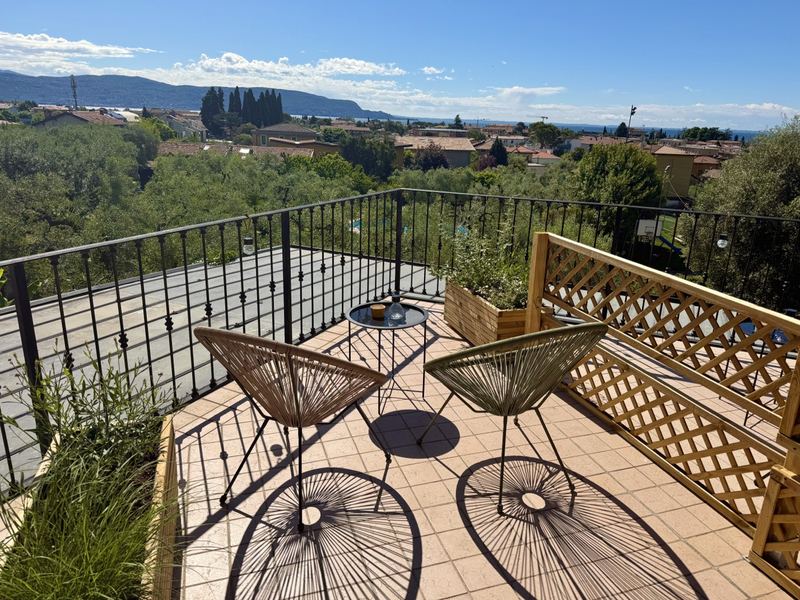 Terrazzo con vista lago