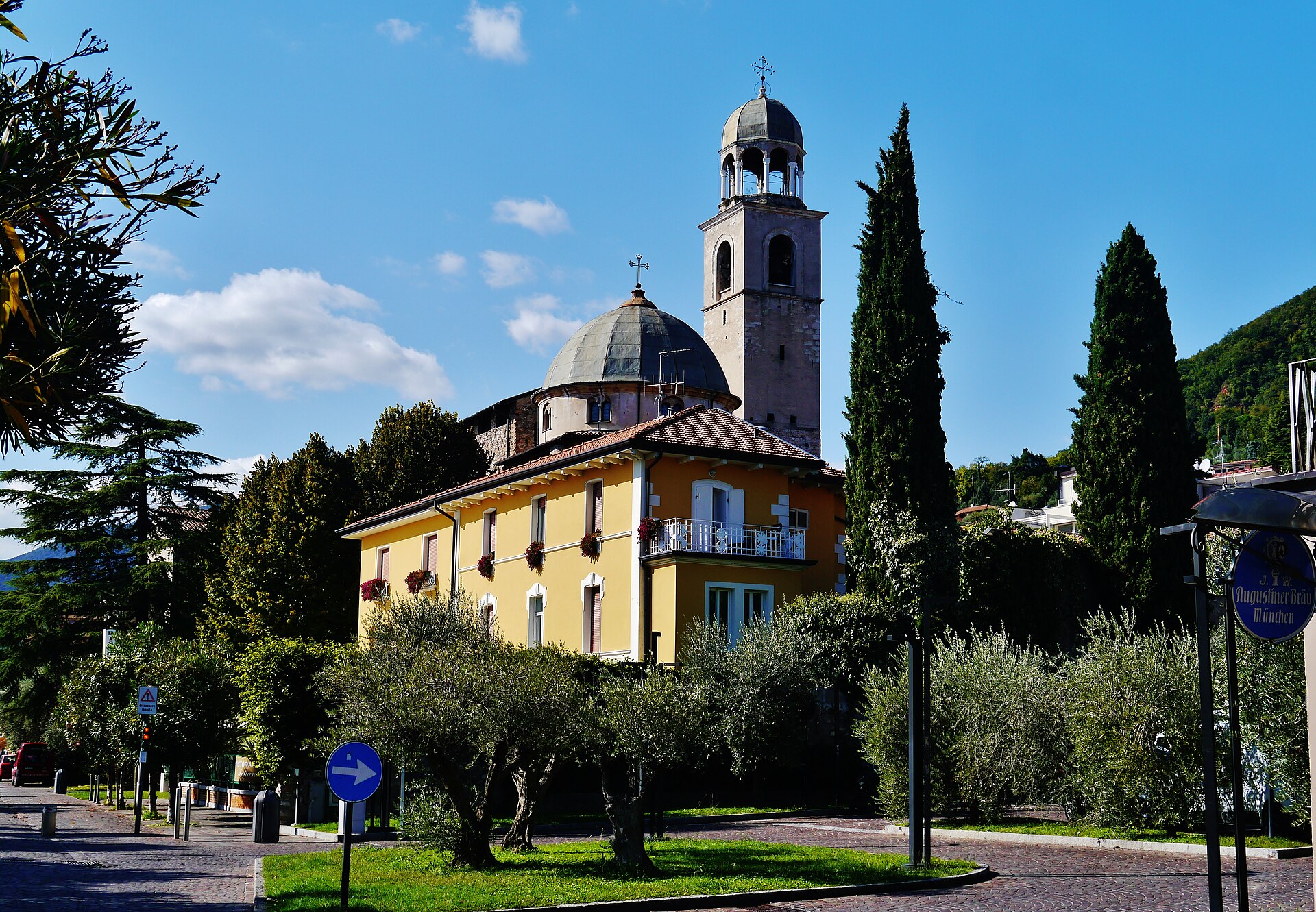 Salò lakeside promenade